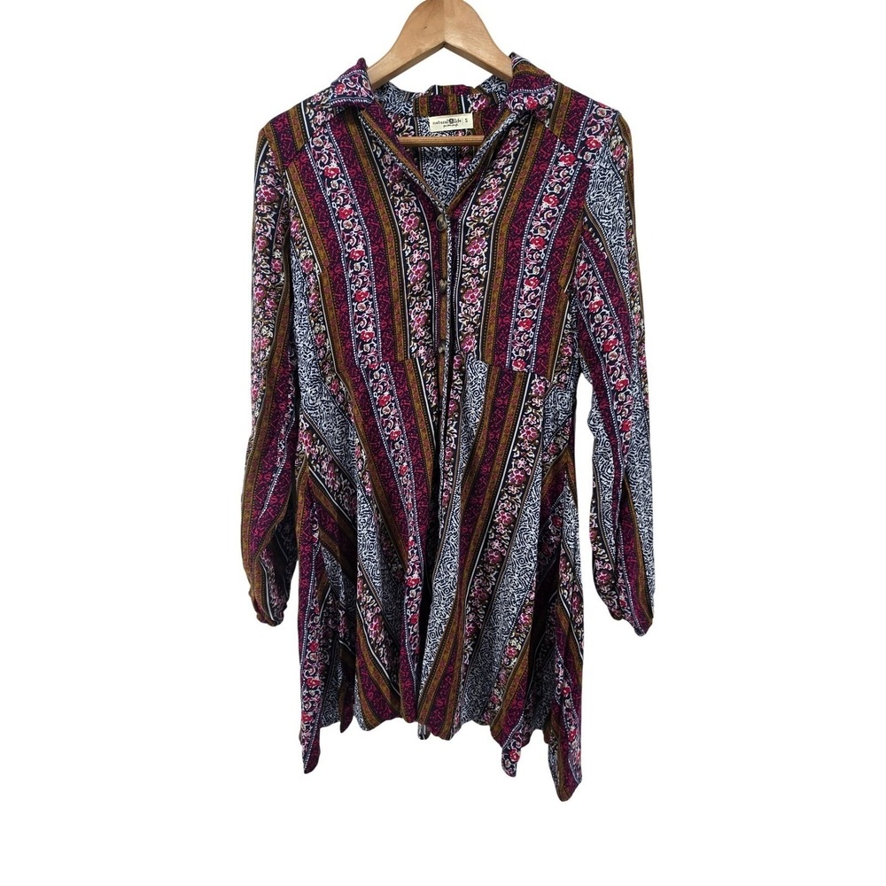 Natural Life Tunic Women Small Boho Sharkbite Hem Burgundy Floral Button Up EUC